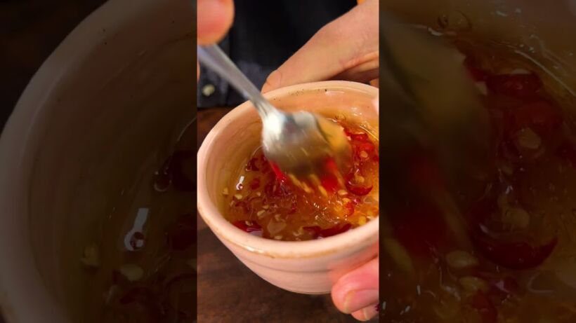 Samoussa végétarien avec dip feta-burrata et miel au chili